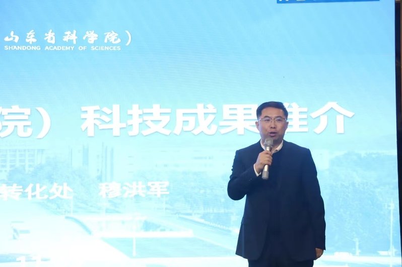 刘玉副校(院)长代表校院讲话